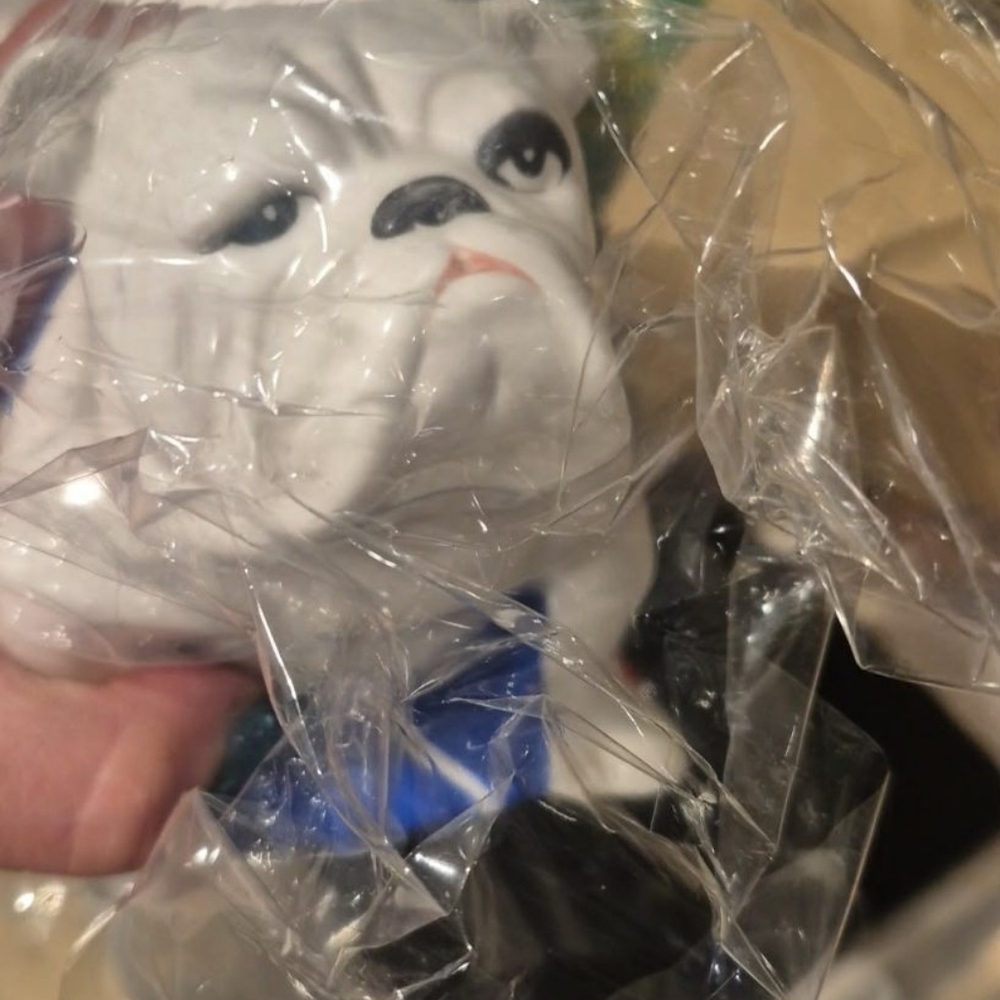 Ceramic Bulldog Figurine Royal Dulton 007 Skyfall